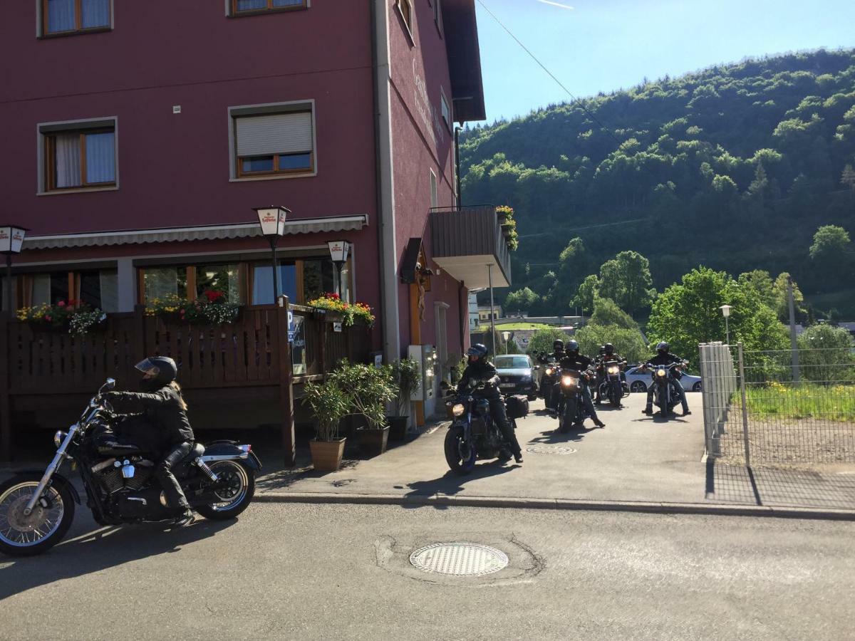 Hotel Gasthof Stern Nusplingen ภายนอก รูปภาพ
