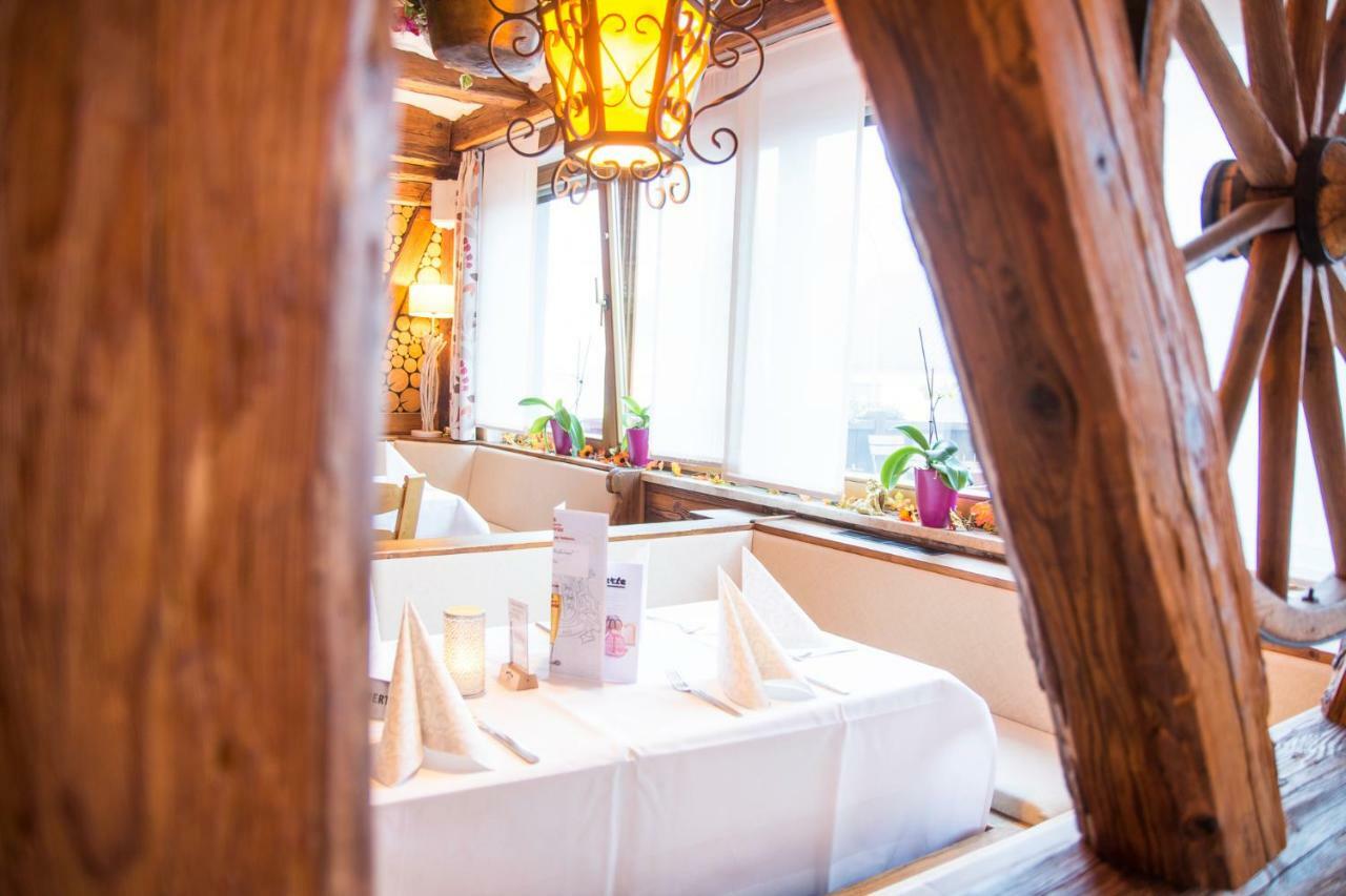 Hotel Gasthof Stern Nusplingen ภายนอก รูปภาพ